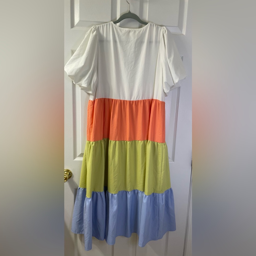 L ENTRO Colorblock Midi Dress - Picture 3 of 3